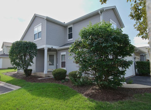 Tiny photo for 143 Woodland Circle, North Aurora, IL 60542 (MLS # 12754579)