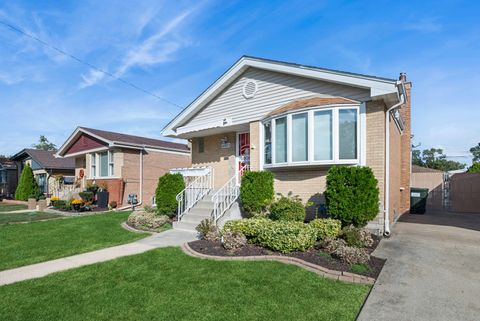 Tiny photo for 14325 Ingleside Avenue, Dolton, IL 60419 (MLS # 12493734)
