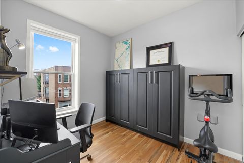 Tiny photo for 3901 N Fremont Street #3N, Chicago, IL 60613 (MLS # 12458257)