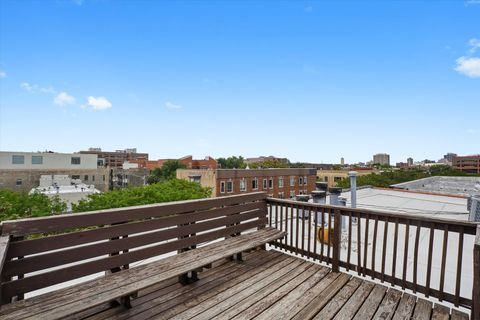 Tiny photo for 3901 N Fremont Street #3N, Chicago, IL 60613 (MLS # 12458257)