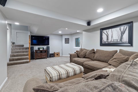 Tiny photo for 23701 N Elm Road, Lincolnshire, IL 60069 (MLS # 12668593)