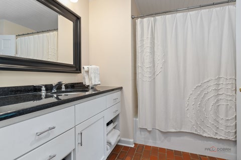 Tiny photo for 23701 N Elm Road, Lincolnshire, IL 60069 (MLS # 12668593)