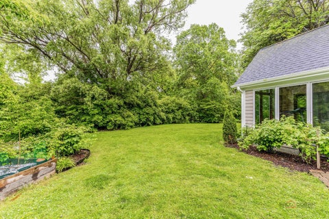 Tiny photo for 23701 N Elm Road, Lincolnshire, IL 60069 (MLS # 12668593)