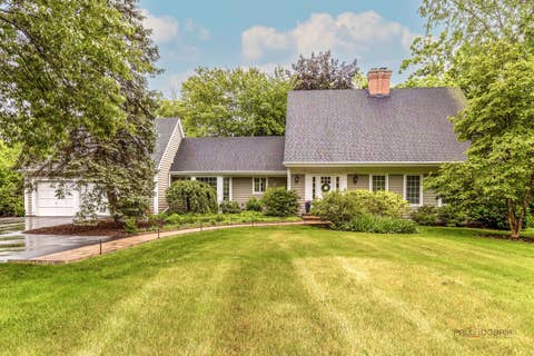 Photo of 23701 N Elm Road, Lincolnshire, IL 60069 (MLS # 12668593)