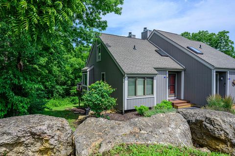 Tiny photo for 19 Cedar Bluff Lane, Galena, IL 61036 (MLS # 12437443)