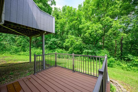 Tiny photo for 19 Cedar Bluff Lane, Galena, IL 61036 (MLS # 12437443)