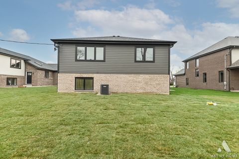 Tiny photo for 8039 S 85th Court, Justice, IL 60458 (MLS # 12666404)