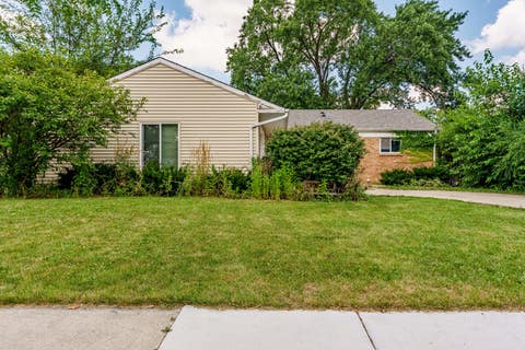 Tiny photo for 54 Cambridge Lane, Glendale Heights, IL 60139 (MLS # 12725669)