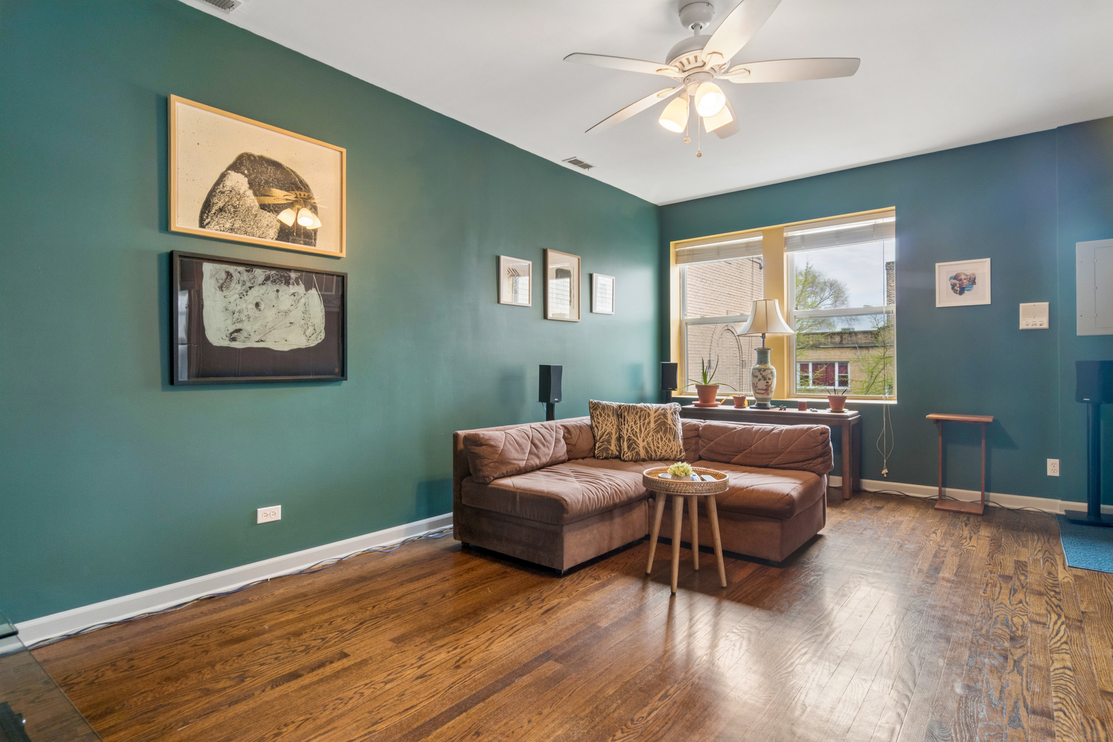 2320 W Rosemont Avenue 3