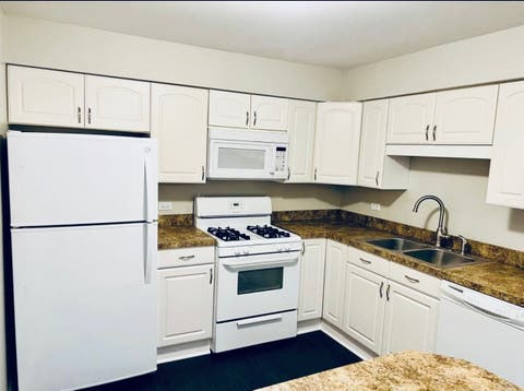Tiny photo for 1577 Jill Court #202, Glendale Heights, IL 60139 (MLS # 12740435)