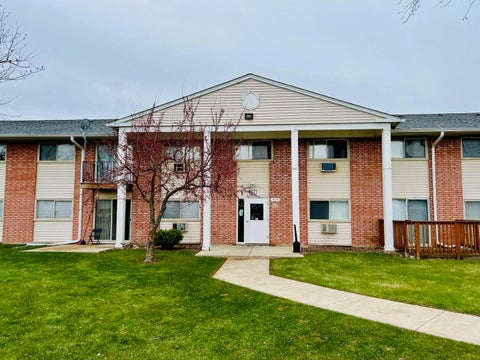 Photo of 1577 Jill Court #202, Glendale Heights, IL 60139 (MLS # 12740435)