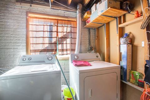 Tiny photo for 669 White Pine Road, Buffalo Grove, IL 60089 (MLS # 12498537)