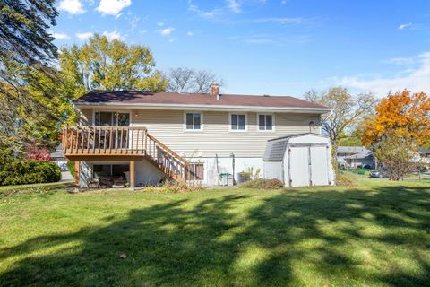Tiny photo for 669 White Pine Road, Buffalo Grove, IL 60089 (MLS # 12498537)
