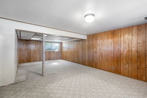 Tiny photo for 669 White Pine Road, Buffalo Grove, IL 60089 (MLS # 12498537)