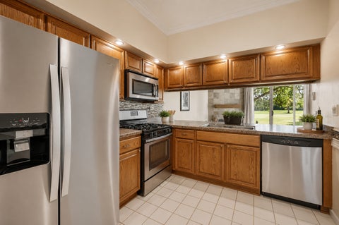 Tiny photo for 121 Golfview Drive, Glendale Heights, IL 60139 (MLS # 12721442)