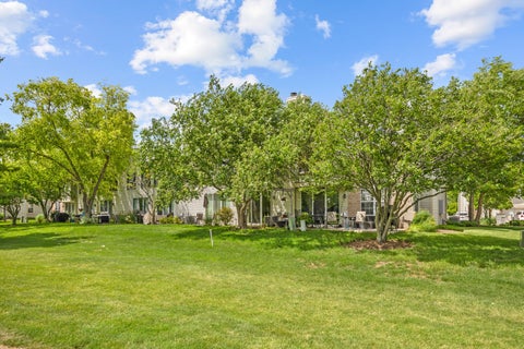 Tiny photo for 121 Golfview Drive, Glendale Heights, IL 60139 (MLS # 12721442)