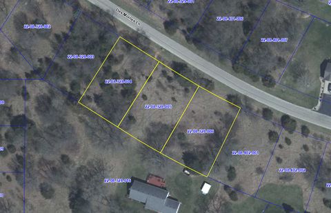 417 Des Moines Lane Dixon IL 61021