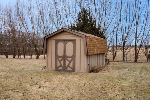 Tiny photo for 67 Crestview Drive, Geneseo, IL 61254 (MLS # 12564303)