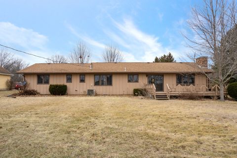 Tiny photo for 67 Crestview Drive, Geneseo, IL 61254 (MLS # 12564303)