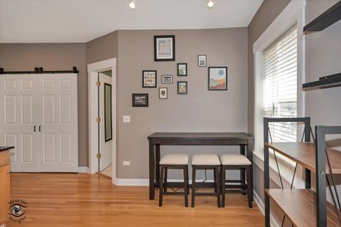 Tiny photo for 2537 Prairie Avenue #2E, Evanston, IL 60201 (MLS # 12614333)