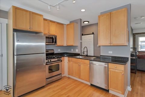 Tiny photo for 2537 Prairie Avenue #2E, Evanston, IL 60201 (MLS # 12614333)