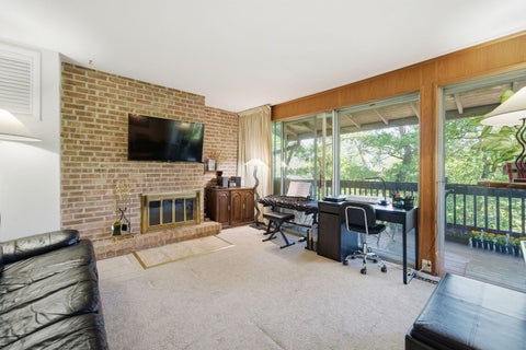 Tiny photo for 5517 E Lake Drive #91-E, Lisle, IL 60532 (MLS # 12677415)