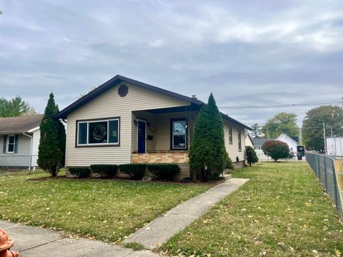 Photo of 1311 W Hill Street, Champaign, IL 61821 (MLS # 12498325)