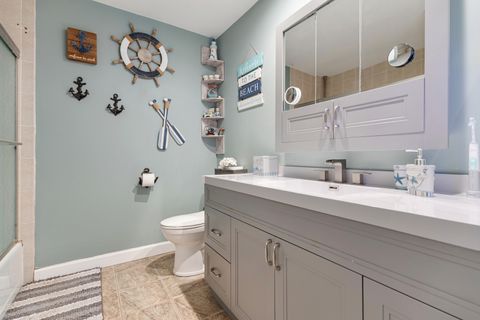 Tiny photo for 2415 N Kennicott Drive #1D, Arlington Heights, IL 60004 (MLS # 12513212)