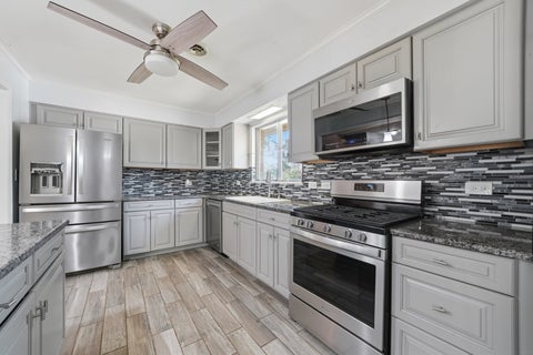 Tiny photo for 141 E Potter Street, Wood Dale, IL 60191 (MLS # 12781980)
