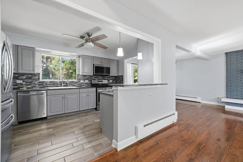 Tiny photo for 141 E Potter Street, Wood Dale, IL 60191 (MLS # 12781980)