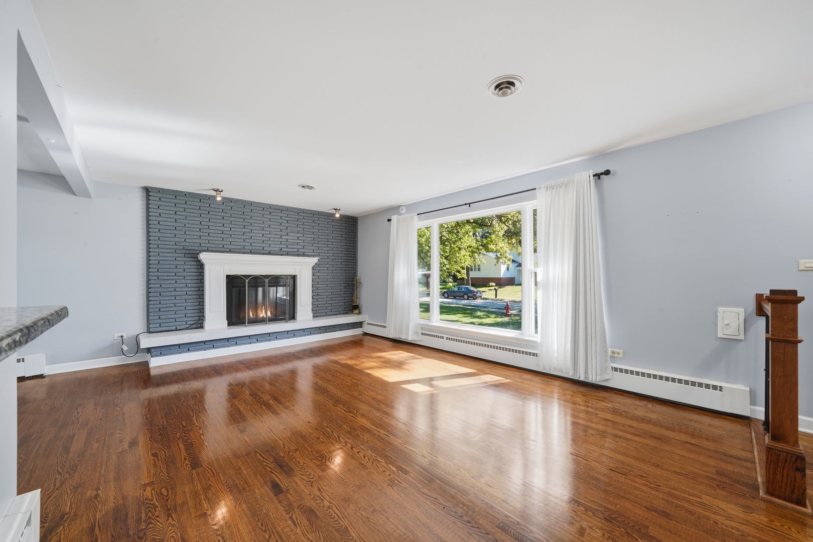 141 E Potter Street