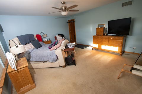 Tiny photo for 990 Wilkinson Lane, North Aurora, IL 60542 (MLS # 12683519)