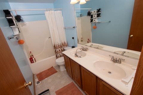 Tiny photo for 990 Wilkinson Lane, North Aurora, IL 60542 (MLS # 12683519)