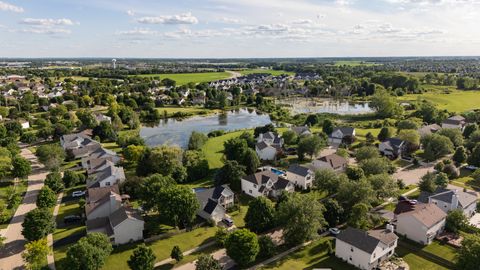 Tiny photo for 990 Wilkinson Lane, North Aurora, IL 60542 (MLS # 12683519)
