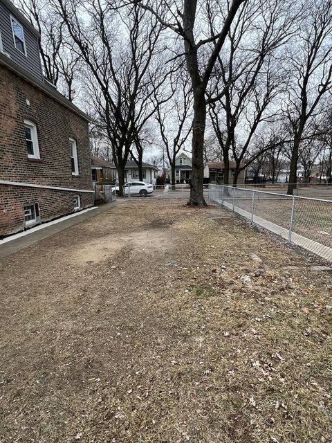 Tiny photo for 7725 S Champlain Avenue, Chicago, IL 60619 (MLS # 12502842)