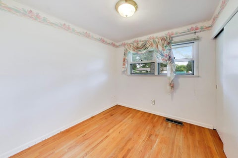 Tiny photo for 4917 Bonner Drive, McHenry, IL 60050 (MLS # 12795947)