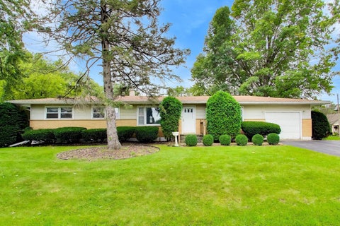 Photo of 4917 Bonner Drive, McHenry, IL 60050 (MLS # 12795947)