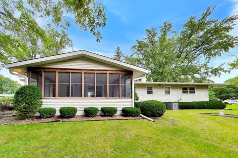 Tiny photo for 4917 Bonner Drive, McHenry, IL 60050 (MLS # 12795947)