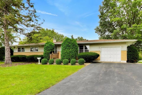 Tiny photo for 4917 Bonner Drive, McHenry, IL 60050 (MLS # 12795947)