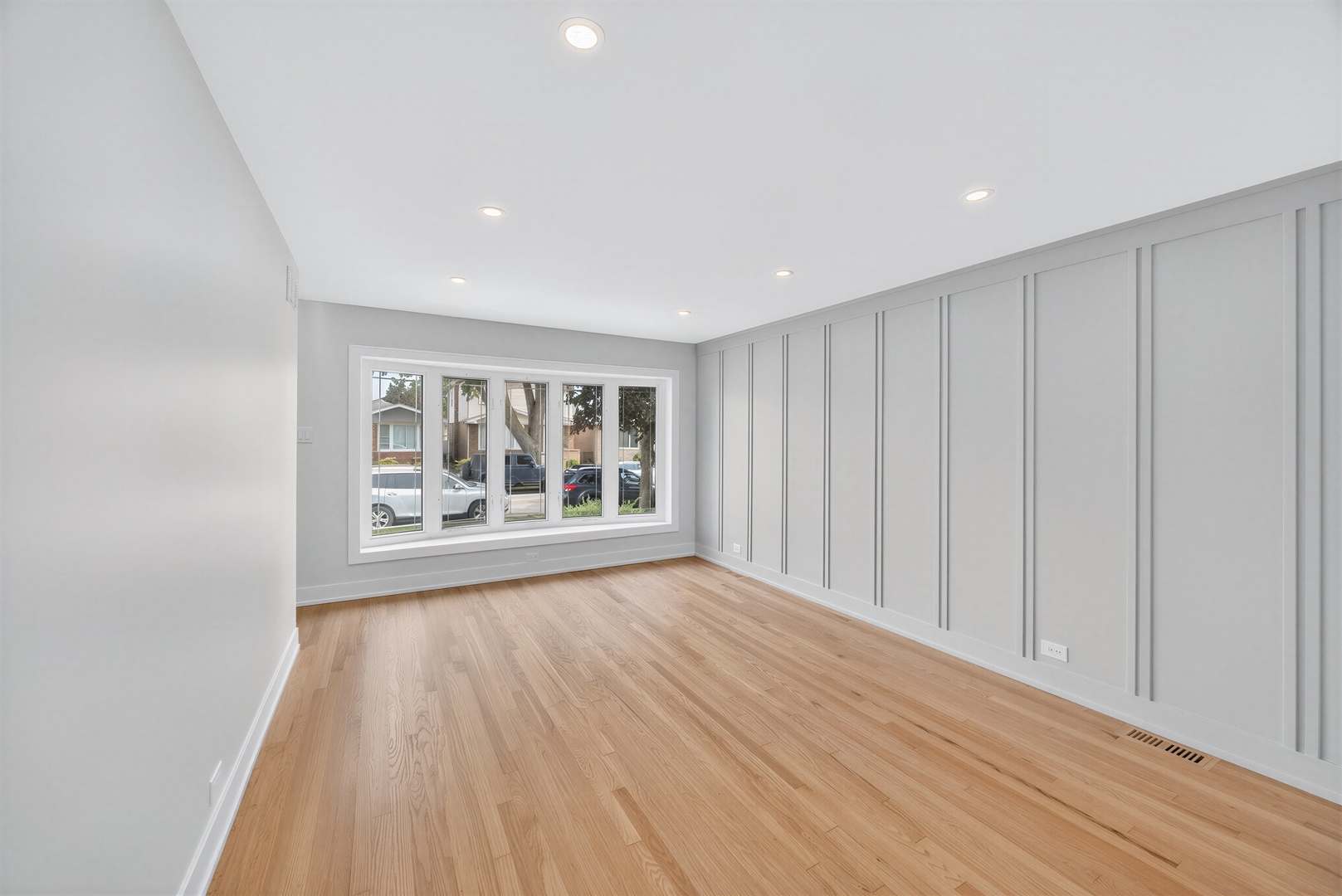 7055 W 64th Street
