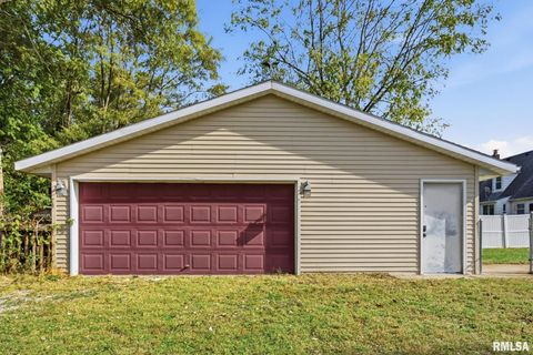 Tiny photo for 1011 36TH Avenue, East Moline, IL 61244 (MLS # QC4270108)