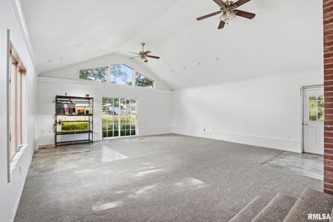 Tiny photo for 1011 36TH Avenue, East Moline, IL 61244 (MLS # QC4270108)