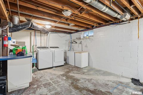 Tiny photo for 1011 36TH Avenue, East Moline, IL 61244 (MLS # QC4270108)