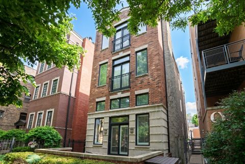 Photo of 929 W George Street #3, Chicago, IL 60657 (MLS # 12654174)