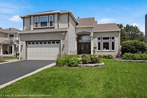 Photo of 9011 Coppergate Road, Woodridge, IL 60517 (MLS # 12675125)