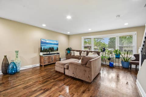 Tiny photo for 7 Derbyshire Court, Bolingbrook, IL 60440 (MLS # 12727328)