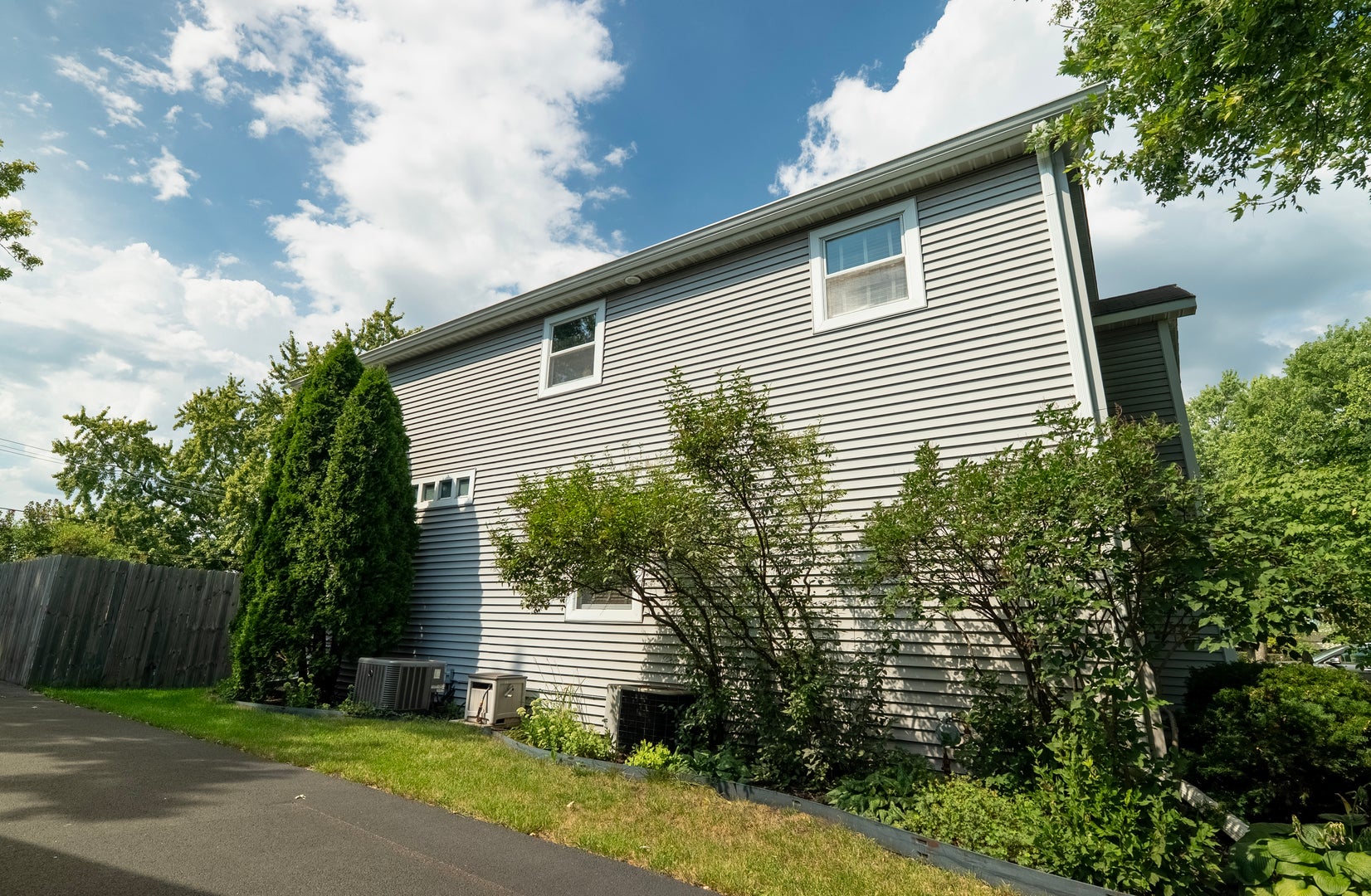 3305 Pheasant Drive