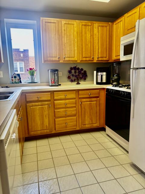 Tiny photo for 6238 26th Street #201, Berwyn, IL 60402 (MLS # 12454582)