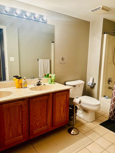 Tiny photo for 6238 26th Street #201, Berwyn, IL 60402 (MLS # 12454582)