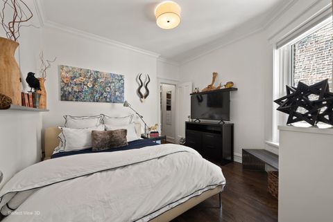 Tiny photo for 1433 W Rosemont Avenue #2W, Chicago, IL 60660 (MLS # 12623892)